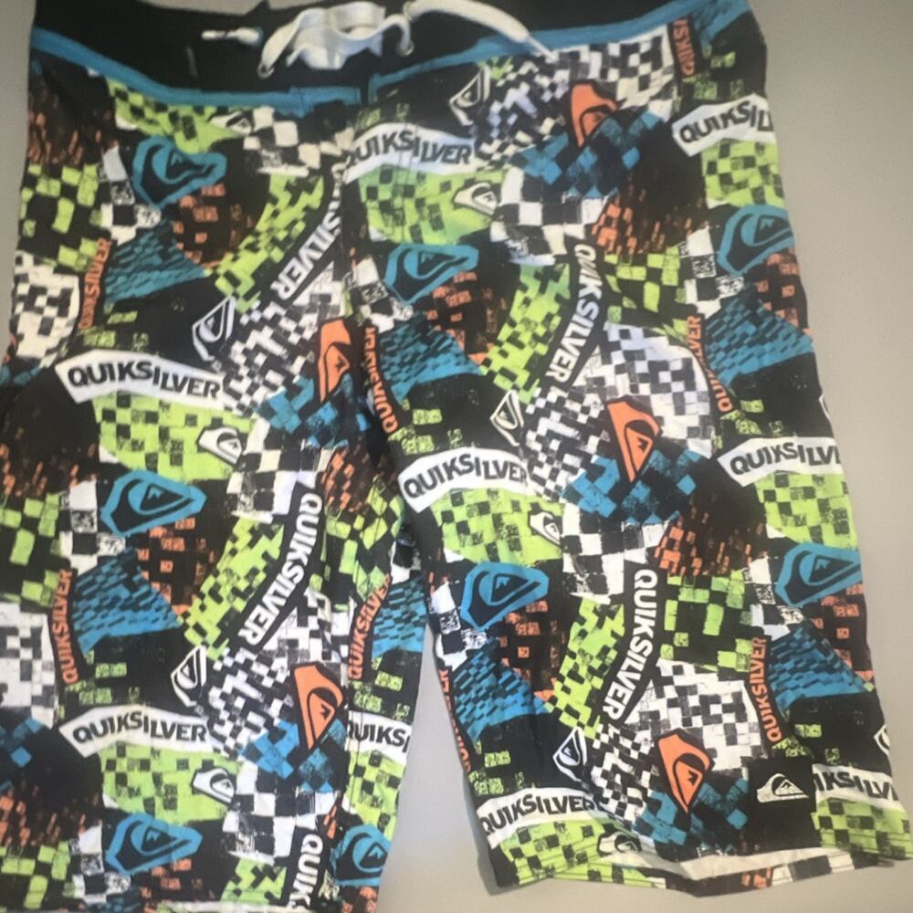 Quiksilver Men’s Board Shorts Size 30 Multicolor Geometric Logo Drawstring